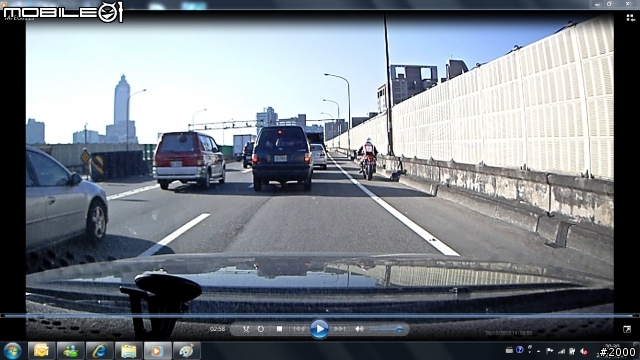 其實,紅牌重機才是台灣道路上最速車啦...
