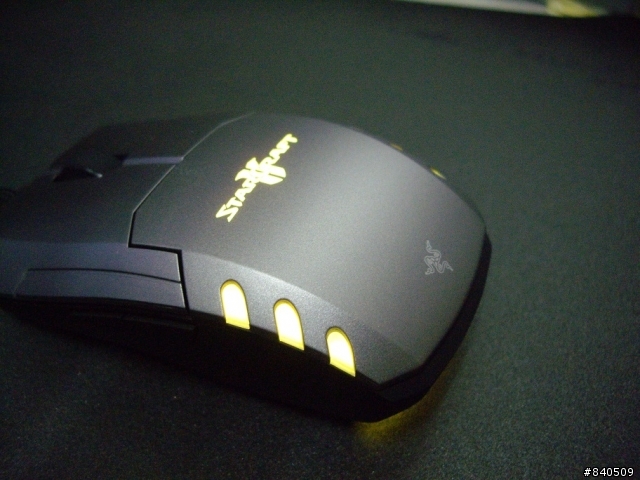 Razer Spectre幽魂星海2滑鼠開箱