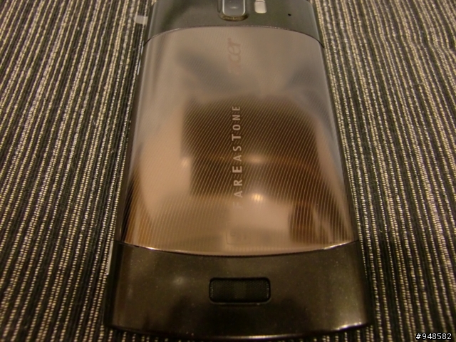 開箱ACER LIQUID METAL 期盼已久的第一支智慧型手機