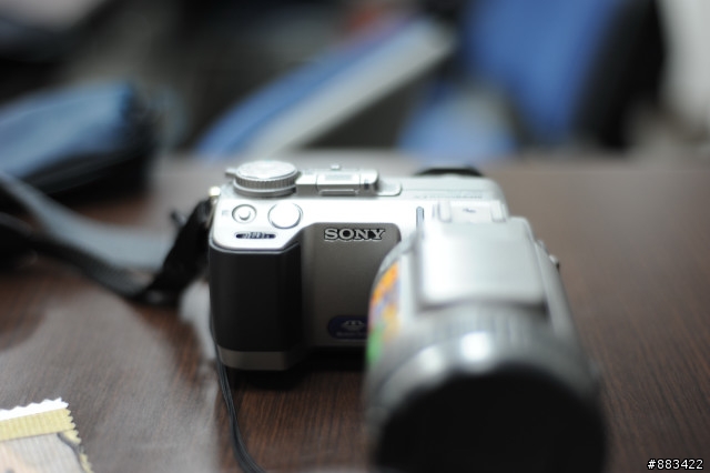 【D700開箱】終於還是敗下去了