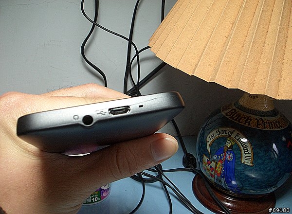 HTC維修品質令人堪慮!送修=碰運氣?修這個壞那個!