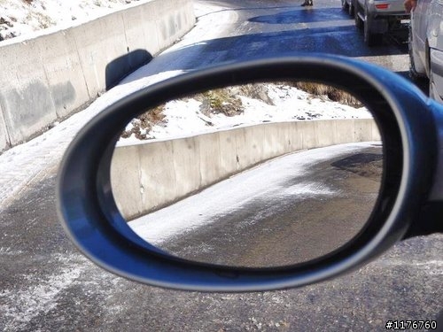 載著 HONDA MOTOCOMPO モトコンポ 合歡山賞雪之旅 !