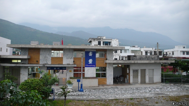 白鐵仔,藍皮車--花東火車懷舊之旅