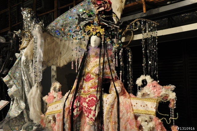 2010臺北國際花卉博覽會 D90超新手..圖多請慢慢看.花博蓋樓囉