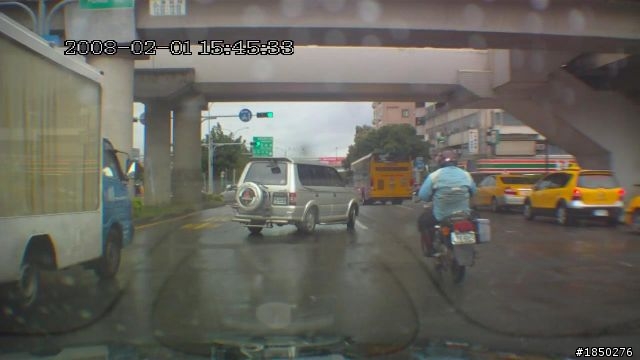 請高手幫幫忙..解析車牌..肇事逃逸...