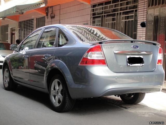 10年 FOCUS 1.8 GHIA 雷霆綠 開箱!