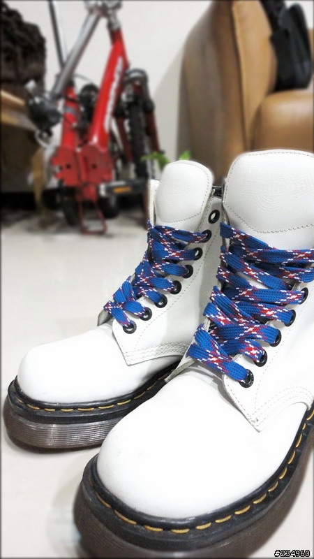 【分享】Dr. Martens 8499之老鞋也有春天