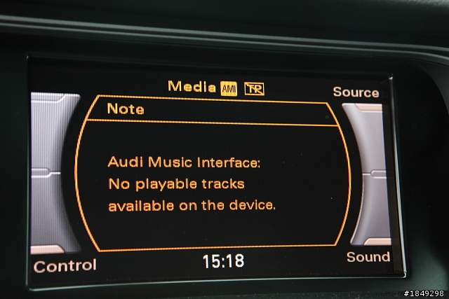 (更新 Caractere空力套件)B8 S4 AVANT 5N藍 開箱