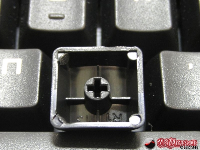 CHERRY G80-3000 VS Razer BlackWidow 青軸比較