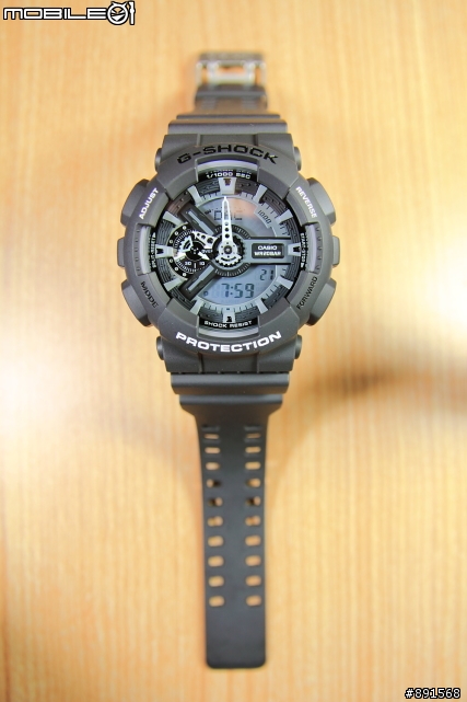 CASIO G-SHOCK GA-110C 開盒囉