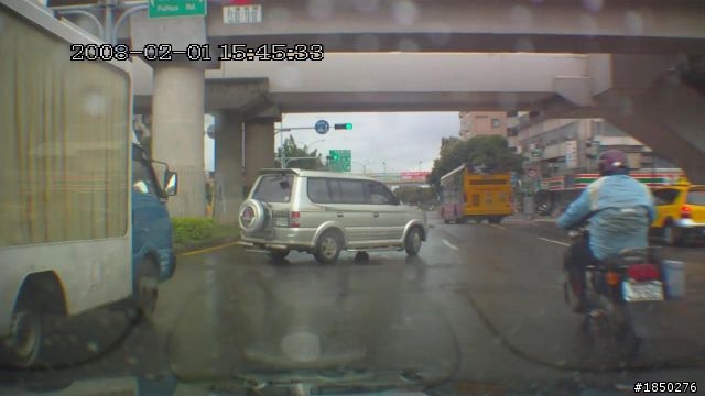 請高手幫幫忙..解析車牌..肇事逃逸...