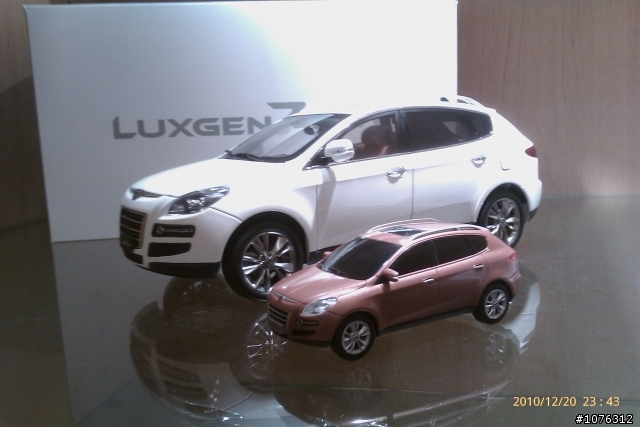 LUXGEN SUV 1:18 模型車開箱文..新增圖片