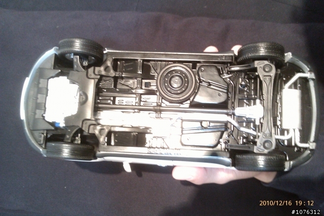 LUXGEN SUV 1:18 模型車開箱文..新增圖片
