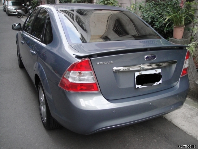 10年 FOCUS 1.8 GHIA 雷霆綠 開箱!