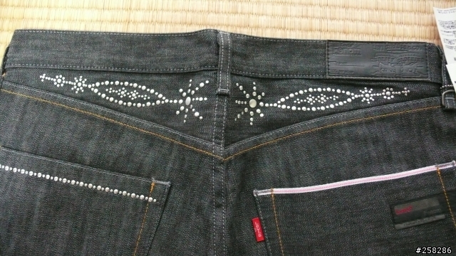 LVC 44501左撇子, Fenom 迪斯可黑牛