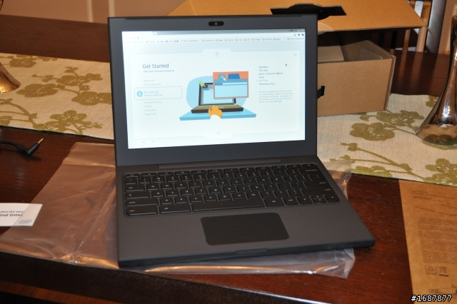 Google Cr-48 Chrome laptop 小開箱