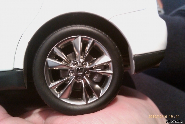 LUXGEN SUV 1:18 模型車開箱文..新增圖片