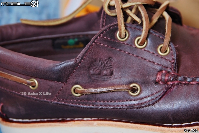 【開箱】Timberland 羊毛紅格紋反折靴 + 經典酒紅雷根鞋 再加碼大衣