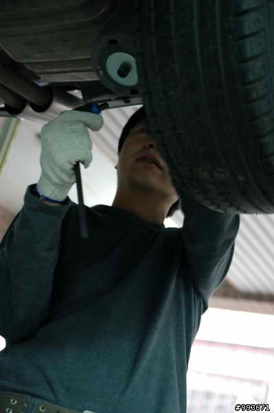 Audi B7 A4 2.0T GATTO 避震器開箱實錄