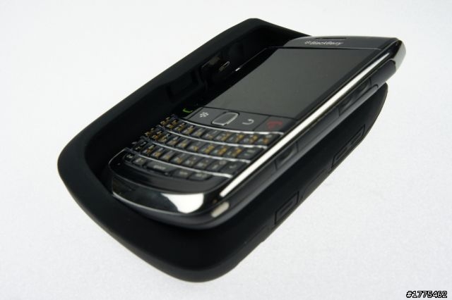 不是iPhone也有背夾式電池? XPAL POWER SKIN背夾式電池