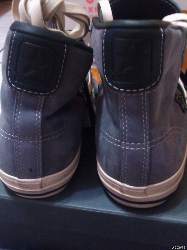 髒髒的新鞋 (Converse by John Varvatos X ONE STAR)