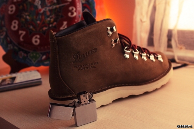 Danner Mountain Light II(附上實際穿著圖)