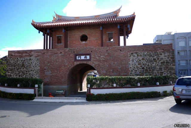 霸王號~一起去墾丁吧! 2011台南藍魔鬼隊際邀請賽-瘋南墾又不累