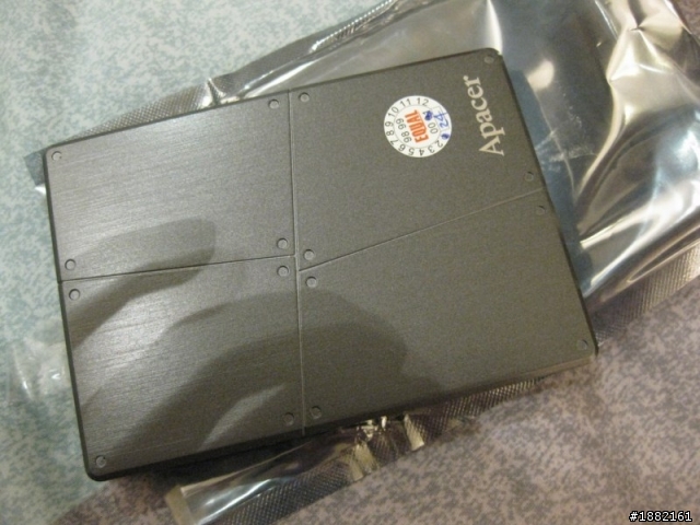 終於狠下心買了~我一輩子最好的電腦!i7 2600K + 3張 GTX570 (圖更新)