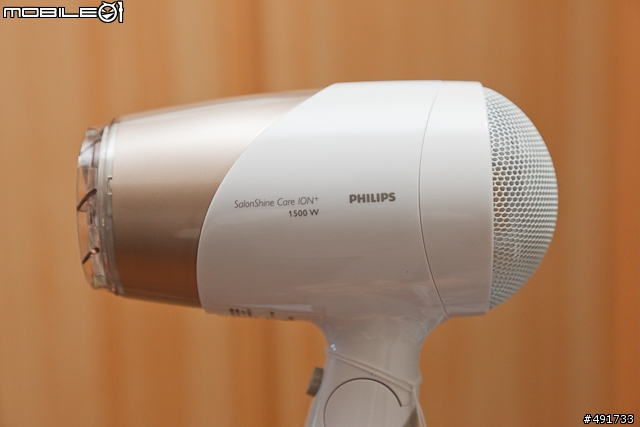 PHILIP 飛利浦負離子溫控吹風機 HP8203 入手分享