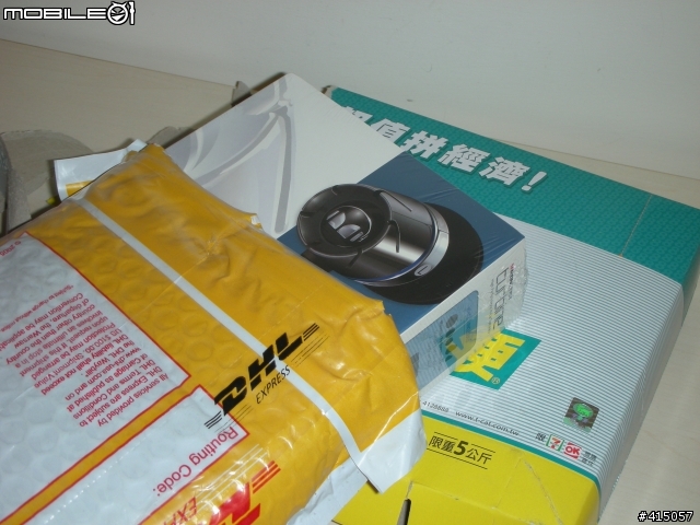 【分享】iPod touch 4+喬巴保護套+堤花包膜+Monster Turbine