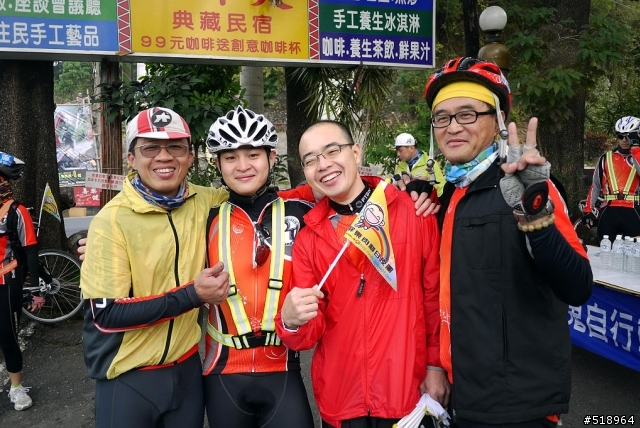 霸王號~一起去墾丁吧! 2011台南藍魔鬼隊際邀請賽-瘋南墾又不累