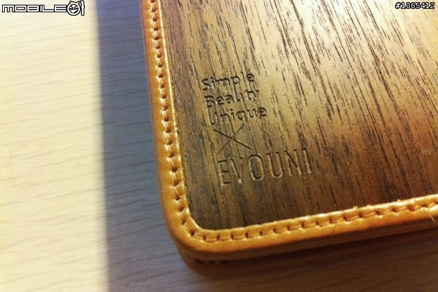 i phone 4 evouni 木紋皮套 開箱