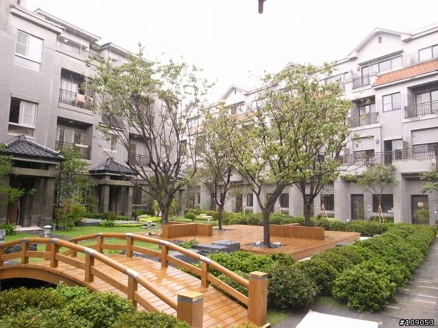 日式豪宅中庭景觀
