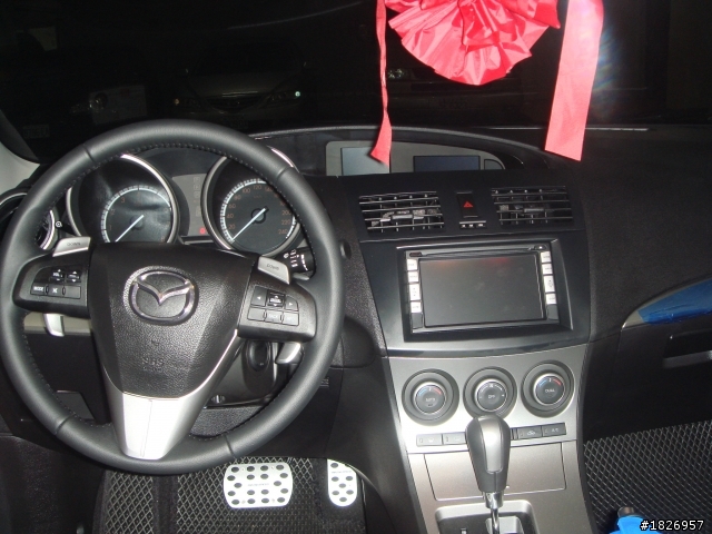 遲來的開箱文 Mazda3 5D (圖多)
