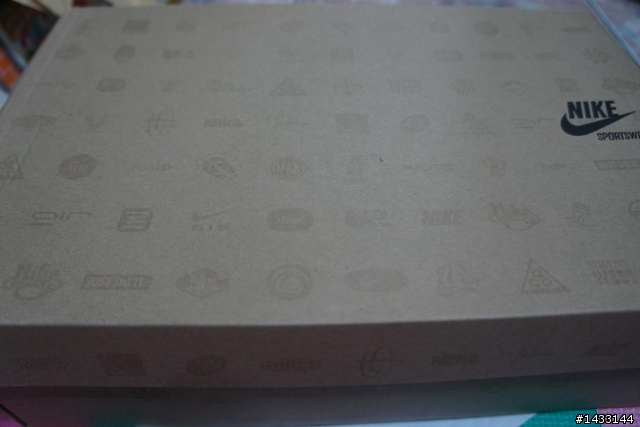 凌亂開箱:NIKE + NEW BALANCE