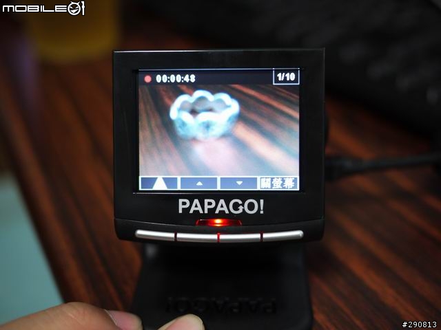 繼"終於有台灣大廠出行車紀錄器了"文章之後-PAPAGO P1 開箱~