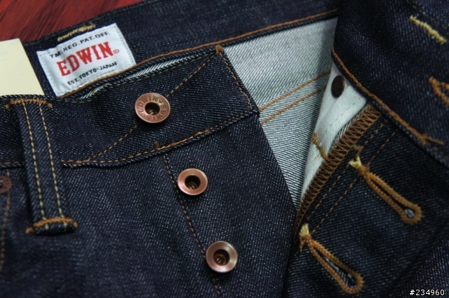 【分享】Edwin ED39 Organic Selvedge Straight Jeans (圖多慎入)