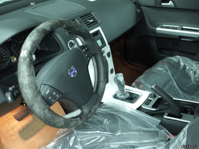 【更新‧開箱】V50 2.0 NA 等了三個月的"白白"