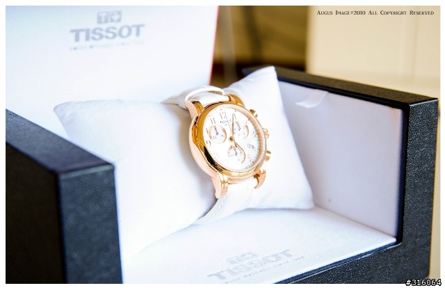 TISSOT Dressport 三眼計時腕錶-玫瑰金/白