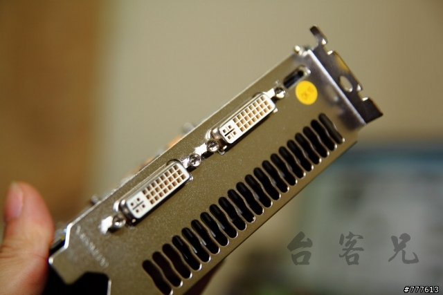 出現了~入手最低價的"四百塊"GTX460 768M實測+BIOS修改