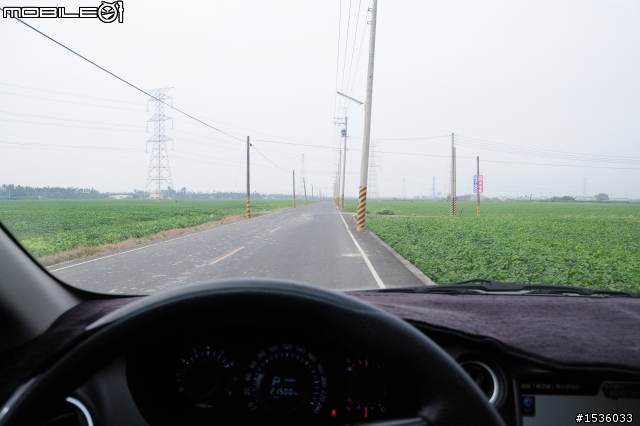 開著Luxgen SUV拾毛豆(並為熱心的農民朋友作播秧機、毛豆採收機開箱文)