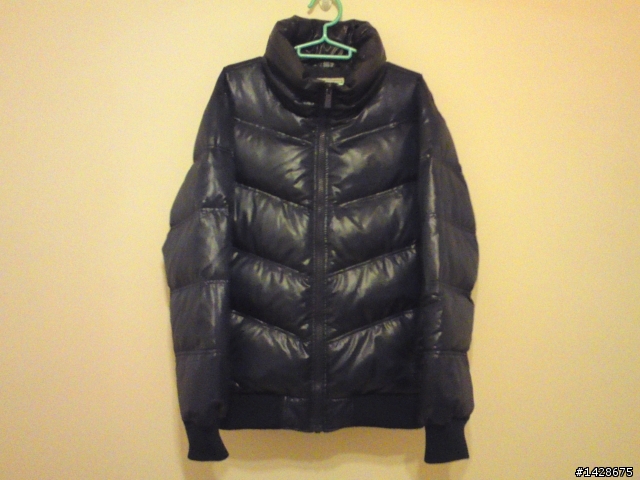 LEVI'S vs. EDWIN 羽絨外套