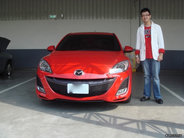 遲來的開箱文 Mazda3 5D (圖多)