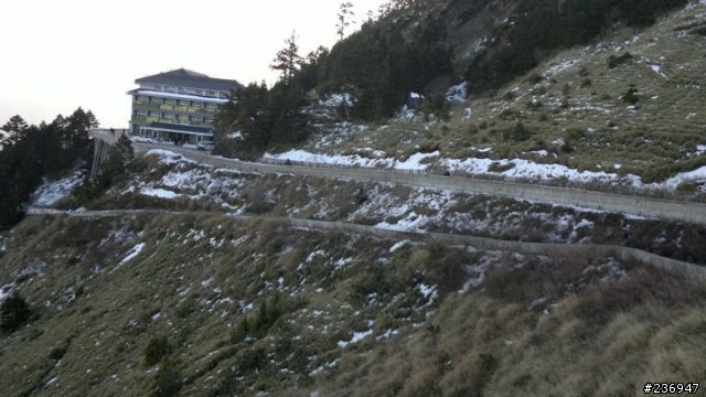 1/23 挑戰全程短袖上合歡山武嶺賞殘雪成功