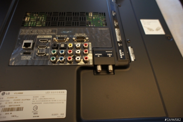 老掉牙的簡易開箱~LG 47LX9500 超薄型3D液晶電視~