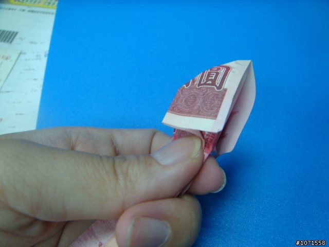 (01/25公開完整作法)NTD3200的百元紙鈔摺心.算不算逸品?