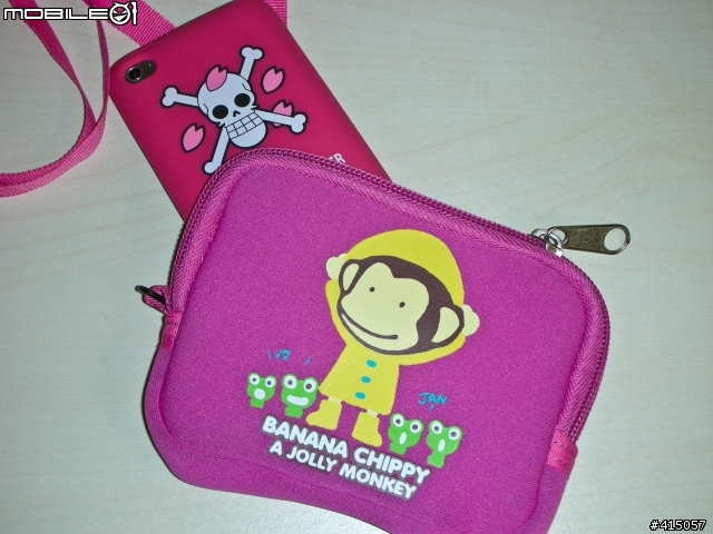 【分享】iPod touch 4+喬巴保護套+堤花包膜+Monster Turbine
