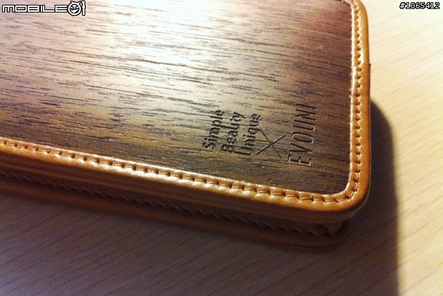 i phone 4 evouni 木紋皮套 開箱