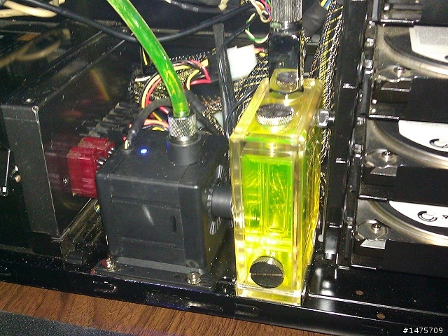 水溫對水冷的散熱效果實測 !!