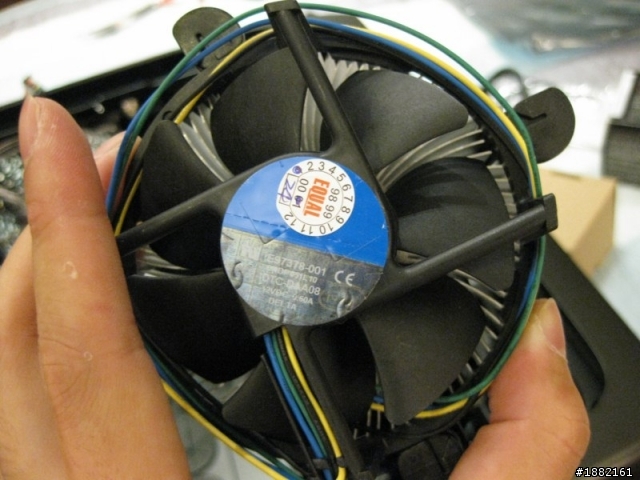 終於狠下心買了~我一輩子最好的電腦!i7 2600K + 3張 GTX570 (圖更新)